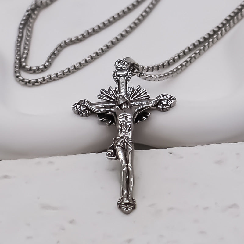Men's Metal Alloy Necklace With Cross Pendant